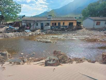 Flood damage across the Witzenberg valley